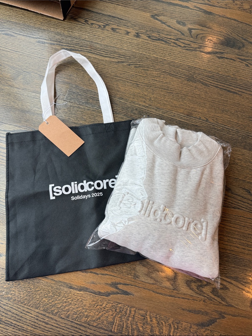 Solidcore Solidays Mockneck Size small New in Original Solidcore Tote bag - Picture 3 of 16